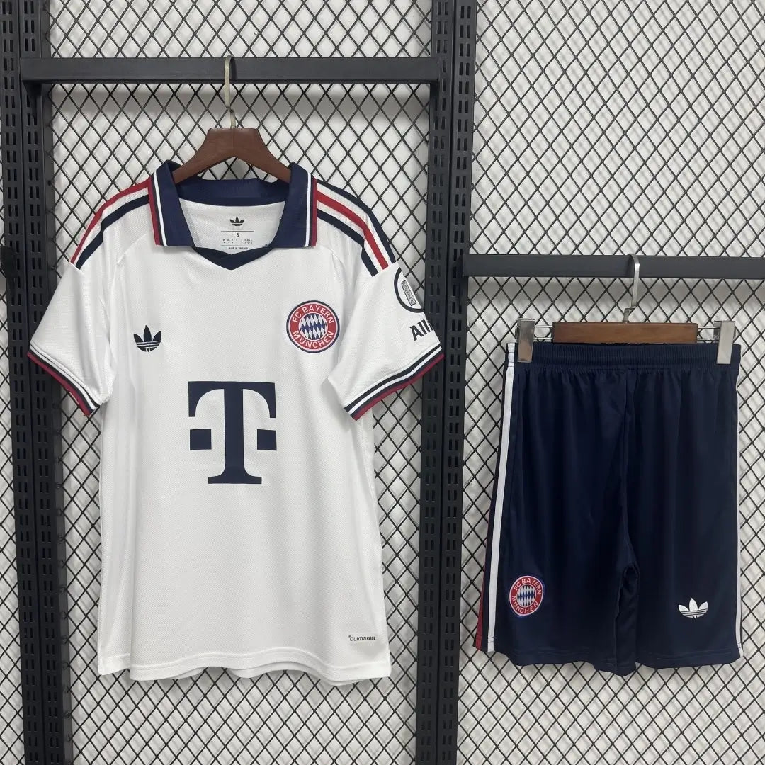 Bayern Munich Koszulka Wyjazdowa + Spodenki 2026/27