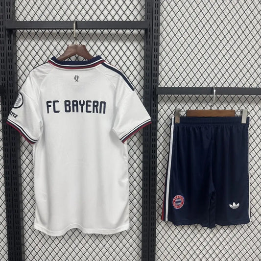 Bayern Munich Koszulka Wyjazdowa + Spodenki 2026/27