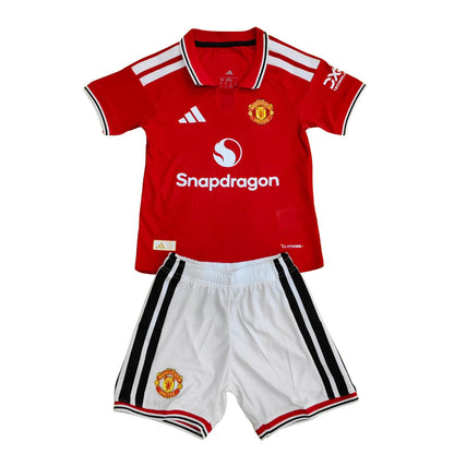 Manchester United Dziecięcy Komplet domowy – wersja meczowa – koszulka + spodenki 2026/27